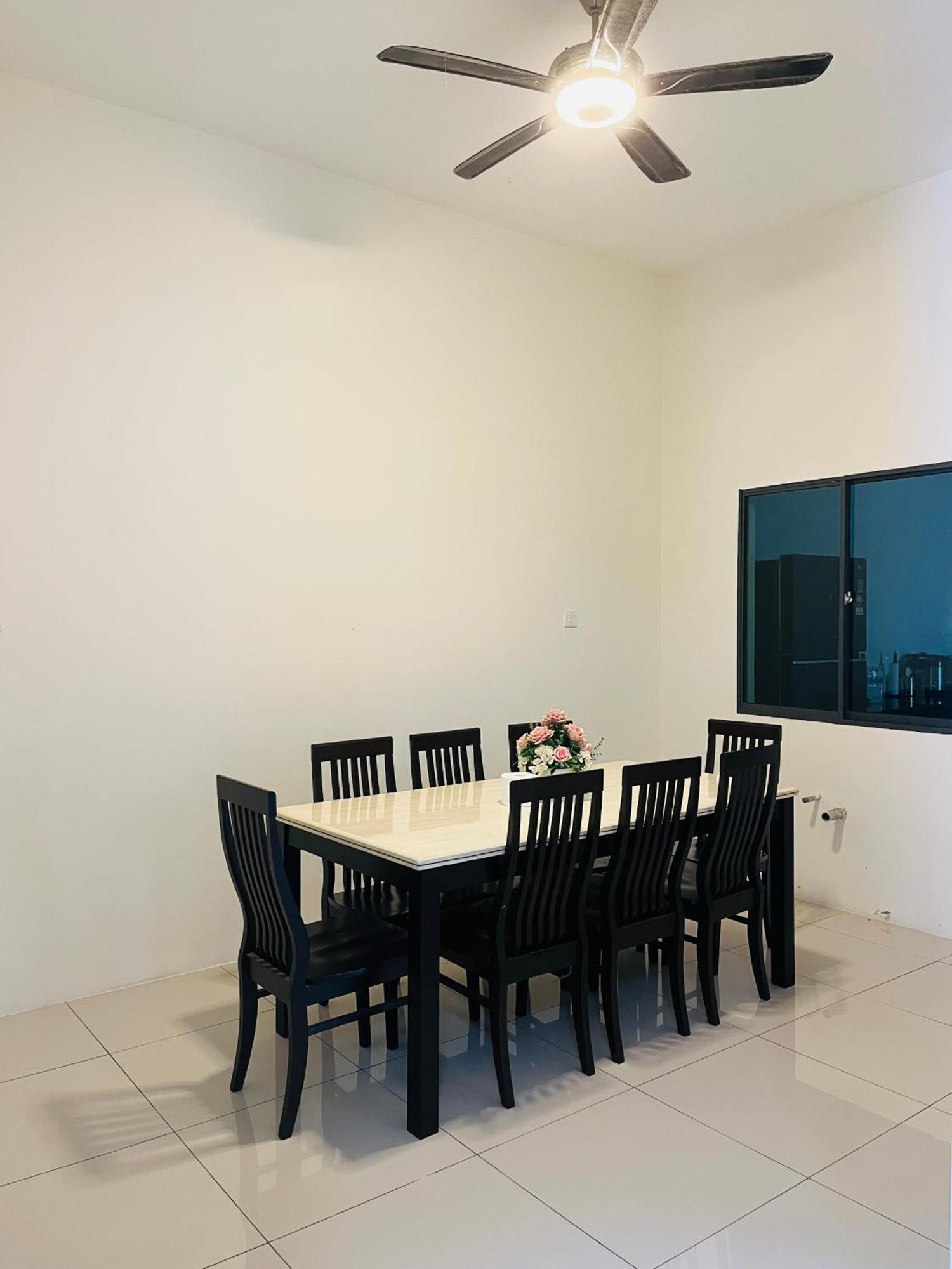 Sofea Mutiara Homestay Ipoh Exterior foto